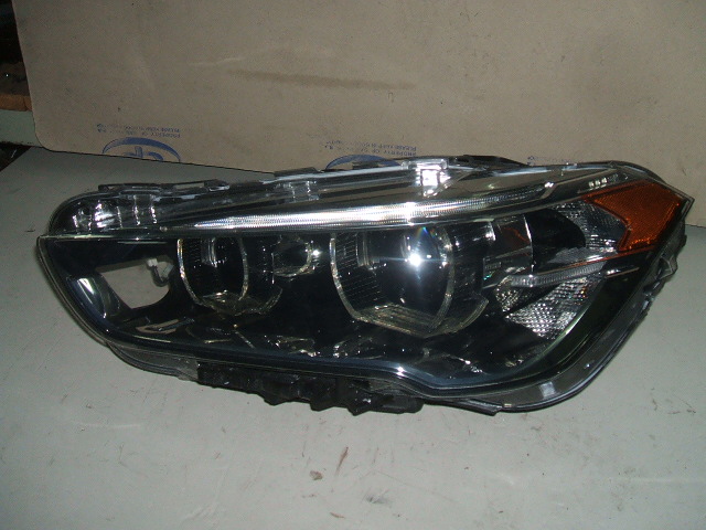 BMW - X1 - (2015-) - Oświetlenie / Lampa przednia lewa