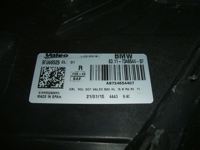 BMW - X1 - (2015-) - Oświetlenie / Lampa przednia prawa