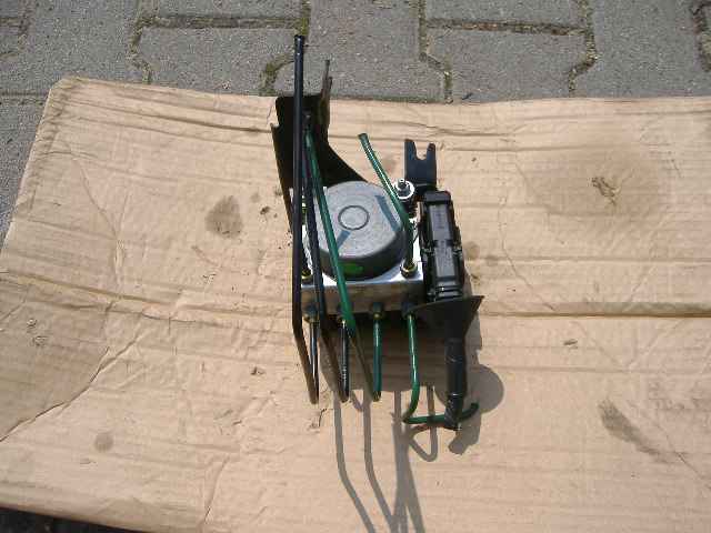 Renault - Modus - (2008 - 2012) - Hamulce / Pompa ABS