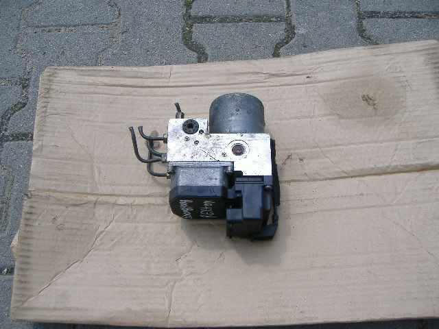 SsangYong - Rexton - (2002 - 2004) - Hamulce / Pompa ABS