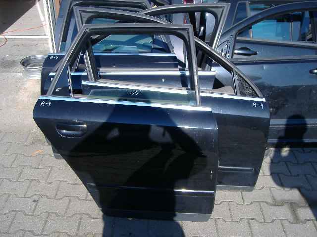 Audi - A4 - (2001 - 2004) - Karoseria / Drzwi przednie lewe