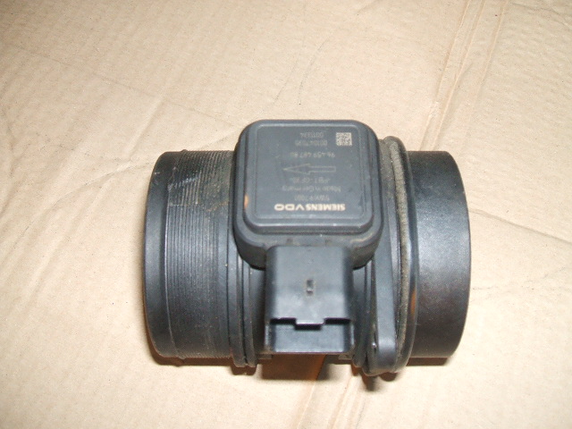 Citroen  - C 4 - 3 drzwi - (2004 - 2008) - Filtry / Przepływomierz powietrza