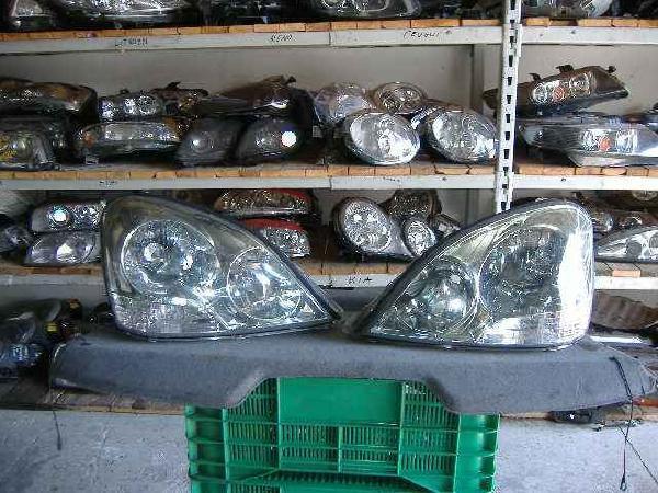 Lexus - LS - (2001 - 2003) - Oświetlenie / Lampa przednia   lewa Xenon