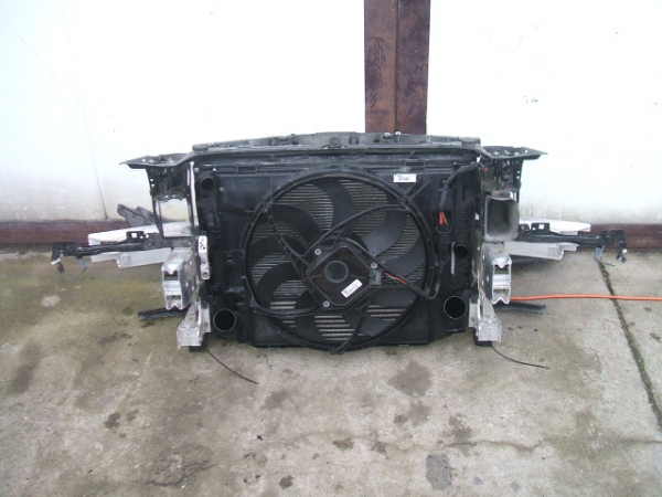 BMW - Seria 1 - F20 - 3 drzwi - (2011 - 2015) - Oświetlenie / Lampa przednia prawa