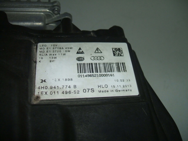 Audi - A8 - (2013-) - Oświetlenie / Lampa przednia prawa