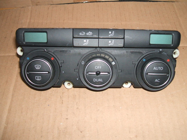 Volkswagen - Touran - (2003 - 2006) - Wnętrze / Włącznik nawiewu