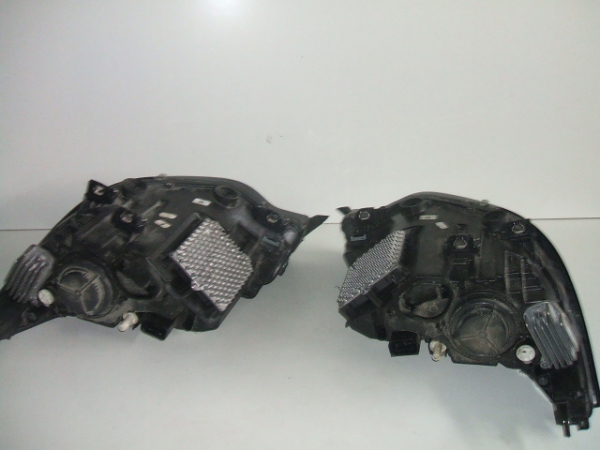 BMW - Seria i3 - (2013-) - Oświetlenie / Lampa przednia lewa