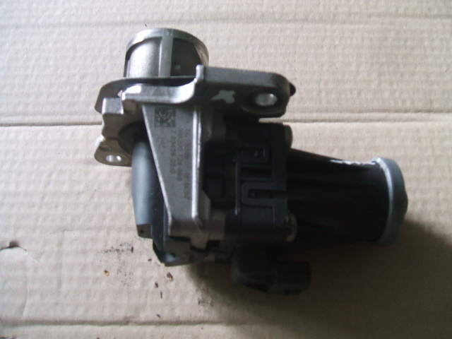 Nissan - Qashqai - (2010 - 2013) - Silnik / Cyrkulator spalin