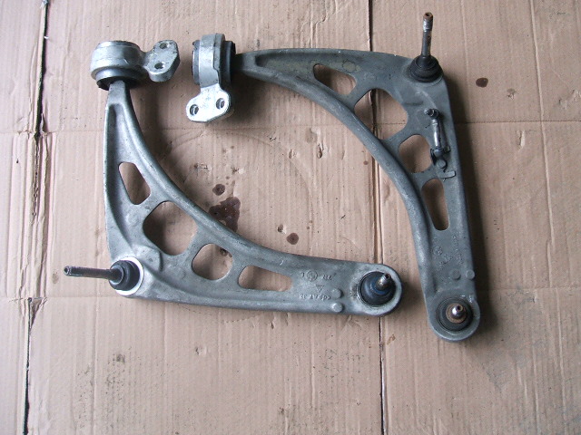 BMW - Z4 - Cabrio - (2002 - 2006) - Zawieszenie / Wahacz przedni lewy