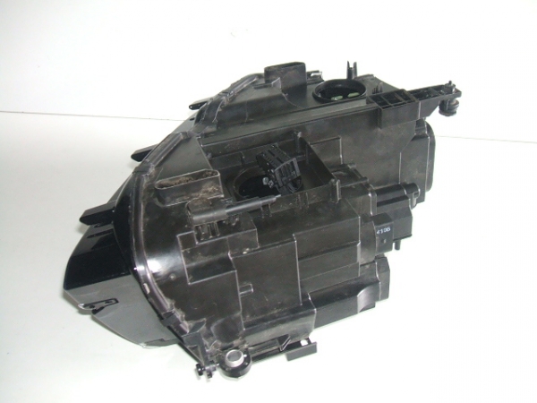 Volkswagen - Tiguan - (2016-) - Oświetlenie / Lampa przednia lewa