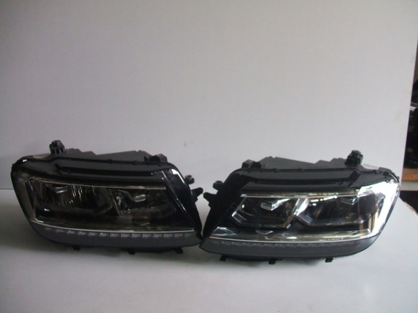 Volkswagen - Tiguan - (2016-) - Oświetlenie / Lampa przednia lewa