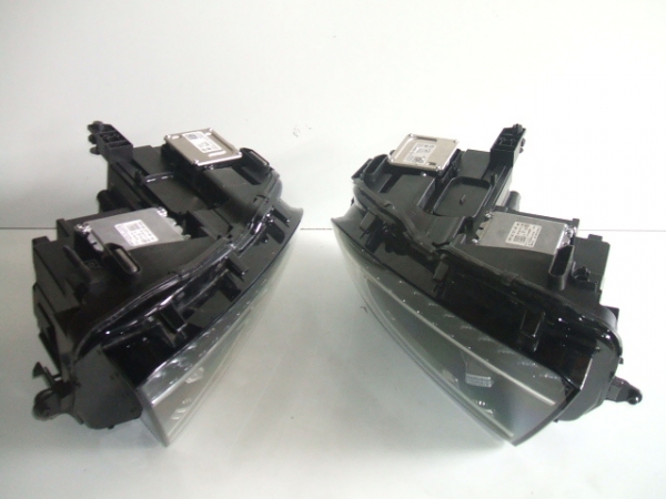 Volkswagen - Tiguan - (2016-) - Oświetlenie / Lampa przednia prawa