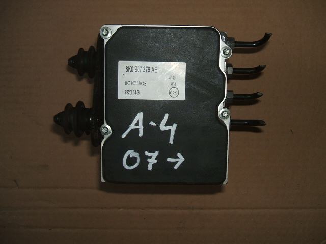 Audi - A5 - Sportback - (2009 - 2011) - Hamulce / Pompa ABS