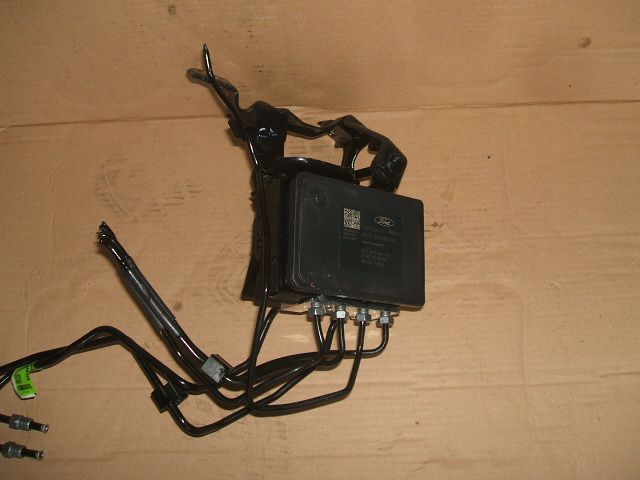 Ford - Mondeo - Kombi - (2015-) - Hamulce / Pompa ABS