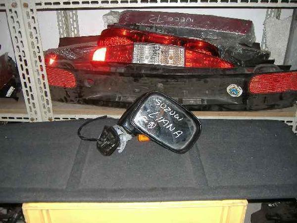 Suzuki - Liana - Kombi - (2004 - 2007) - Lusterka /  Prawe elektryczne