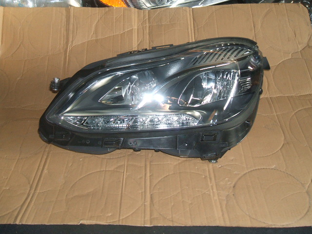 Mercedes-Benz - E-Klasa - S212 - Kombi - (2013 - 2016) - Oświetlenie / Lampa przednia  lewa Bixenon