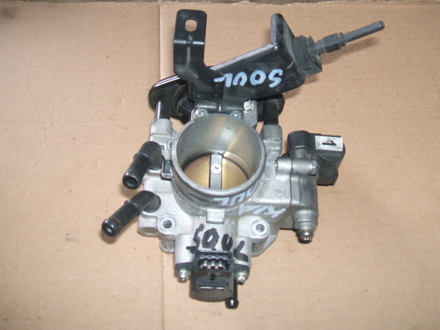 Kia - Soul - (2009 - 2011) - Silnik / Przepustnica