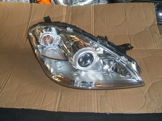 Mercedes-Benz - A-Klasa - W169 - 5 drzwi - (2008 - 2012) - Oświetlenie / Lampa przednia  prawa Bixenon