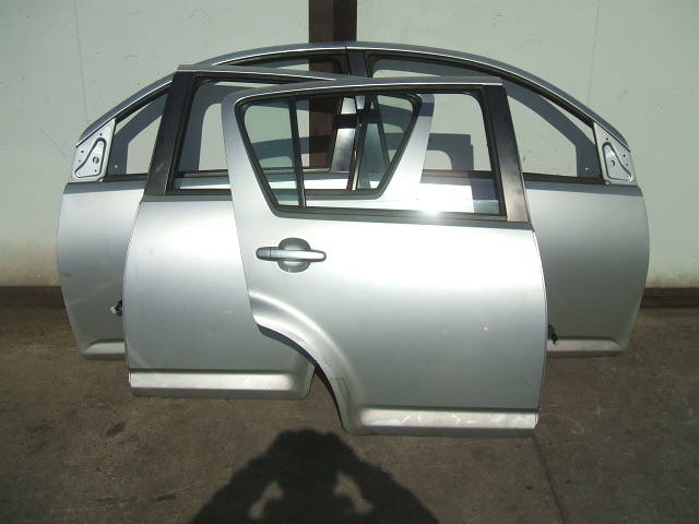 Daihatsu - Sirion - (2007 - 2011) - Karoseria / Drzwi tylne lewe