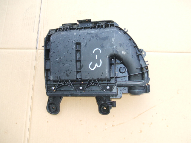 Citroen  - C 3 - (2009 - 2013) - Filtry / Obudowa filtra powietrza