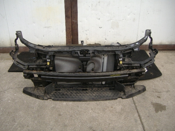 Hyundai - i30 - Kombi - (2010 - 2012) - Oświetlenie / Lampa przednia prawa