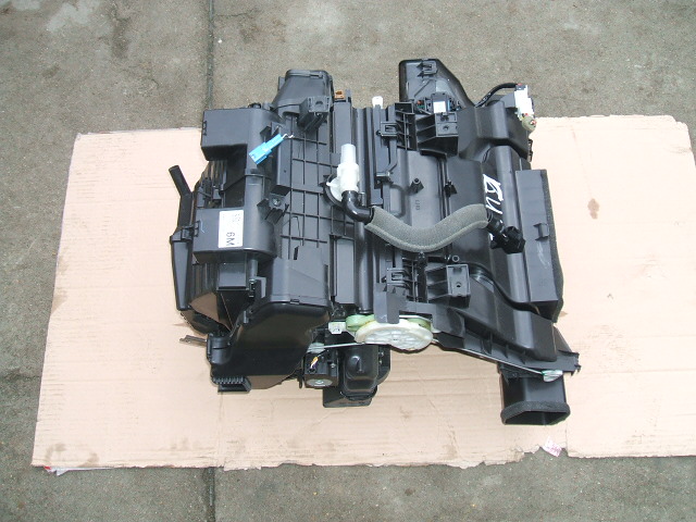 Nissan - Cube - (2010-) - Układ chłodzenia / Nagrzewnica kompletna