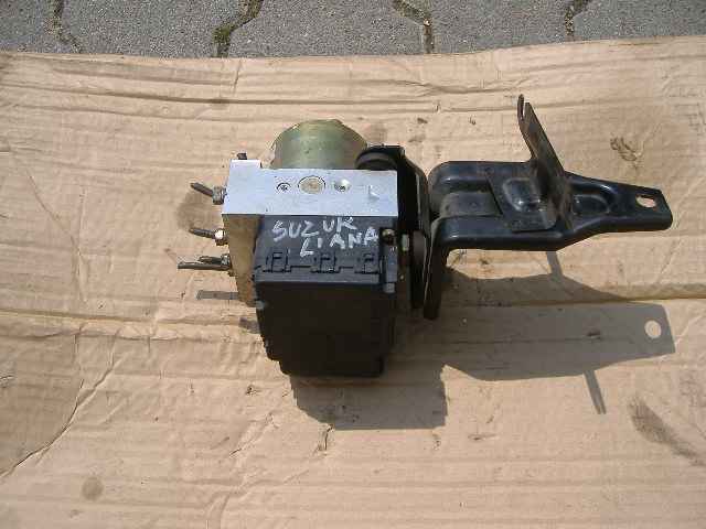 Suzuki - Liana - Kombi - (2004 - 2007) - Hamulce / Pompa ABS