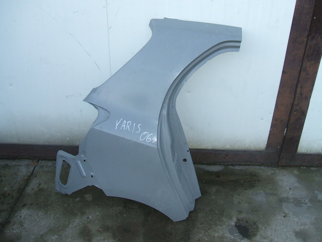 Toyota - Yaris - 5 drzwi - (2006 - 2009) - Karoseria / Błotnik tylny prawy