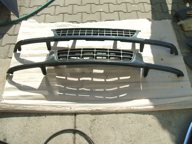 Opel - Frontera - A -  (1992 - 1998) - Karoseria / Atrapa przednia