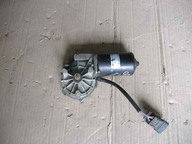 Lancia - Phedra - (2002 - 2007) - Osprzęt / Silniczek wycieraczek przednich