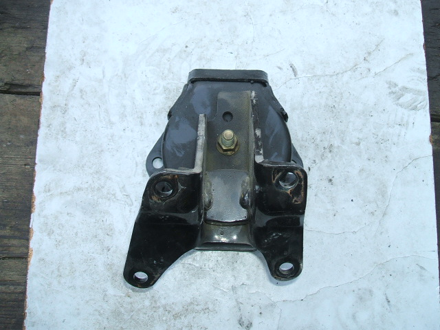 Mitsubishi - Pajero Cabrio - (2003-) - Silnik / Poduszki/Łapy