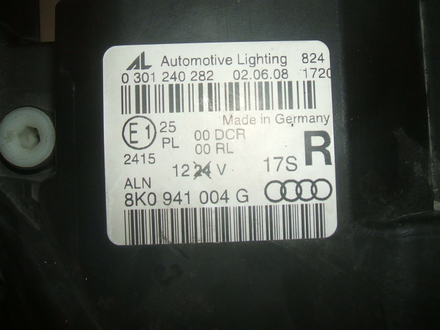 Audi - A4 - Kombi - (2008 - 2012) - Oświetlenie / Lampa przednia  prawa Bixenon