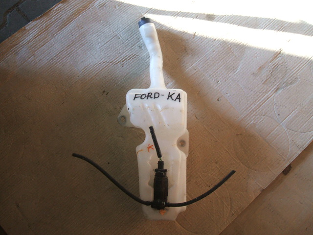 Ford - KA - (2008 - 2016) - Osprzęt / Zbiorniczek spryskiwaczy