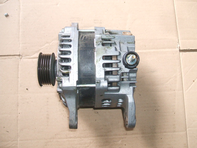 Subaru - Legacy - (2014-) - Silnik / Alternator