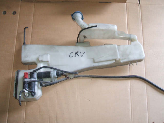 Honda - CR-V - (2004 - 2007) - Osprzęt / Zbiorniczek spryskiwaczy