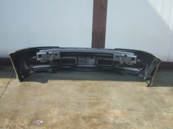 Subaru - Legacy - (1994 - 1999) - Karoseria / Zderzak przedni