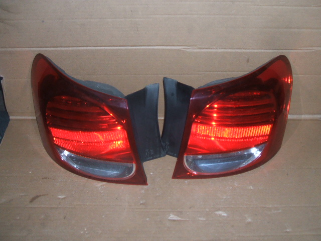 Lexus - GS - 450h - (2006 - 2012) - Oświetlenie / Lampa tylna  prawa