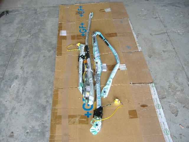 Volkswagen - Touran - (2006 - 2010) - Poduszki / Kurtyna lewa