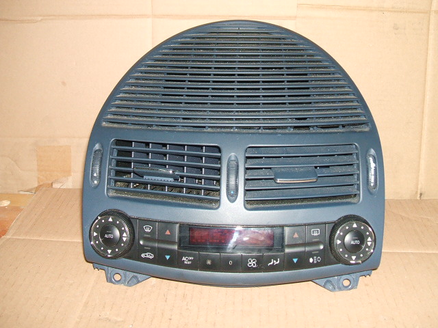 Mercedes-Benz - E-Klasa - W211 - (2002 - 2006) - Wnętrze / Włącznik nawiewu