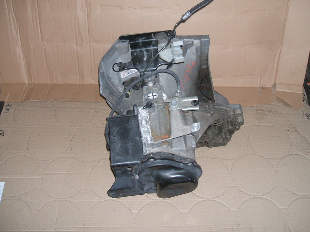 Ford - Fiesta - 5 drzwi - (2008 - 2013) - Skrzynia / Ręczna  5-biegowa