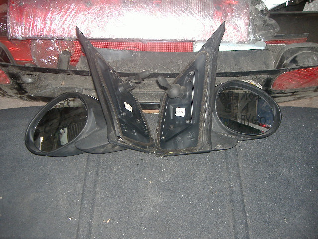 Citroen  - C 1 - 5 drzwi - (2005 - 2009) - Lusterka / Lewe ręczne wewnętrznie regulowane