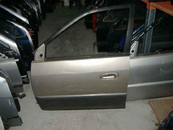 Kia - Carens - (2000 - 2002) - Karoseria / Drzwi przednie lewe