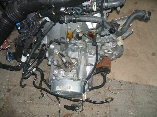 Peugeot - 308 - CC - (2011 - 2013) - Skrzynia / Ręczna  5-biegowa