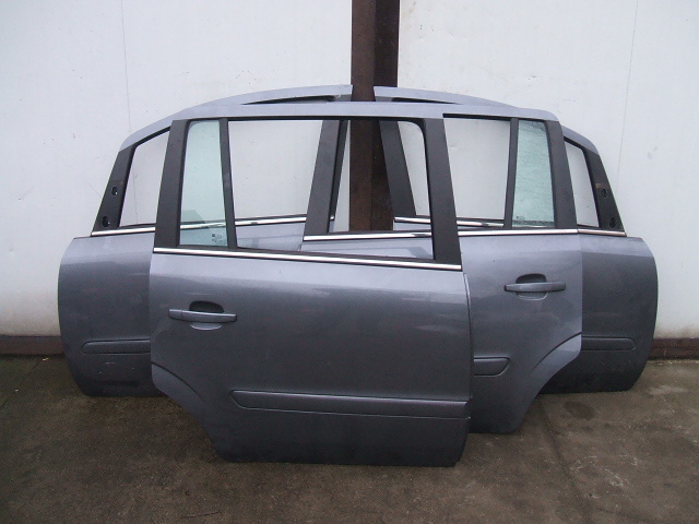 Opel - Zafira B - (2005 - 2008) - Karoseria / Drzwi przednie prawe