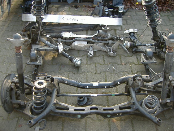 Audi - A3 - 3 drzwi - (2008 - 2012) - Zawieszenie / Kompletne przednie