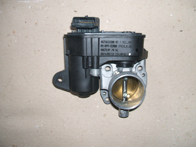 Citroen  - DS3 - (2010 - 2014) - Silnik / Przepustnica