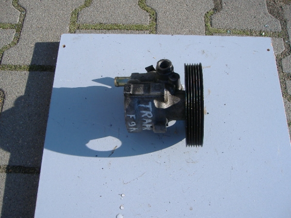 Renault - Scenic - (2003 - 2006) - Silnik / Pompa wspomagania