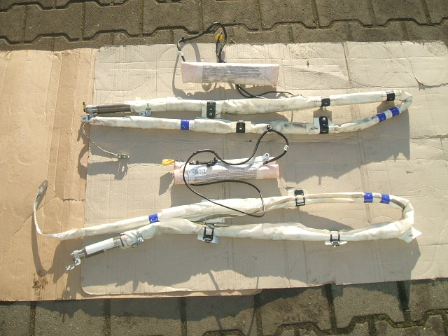 Audi - A4 - Kombi - (2008 - 2012) - Poduszki / Boczna prawa