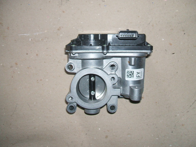 Nissan - Pulsar - (2014-) - Silnik / Przepustnica