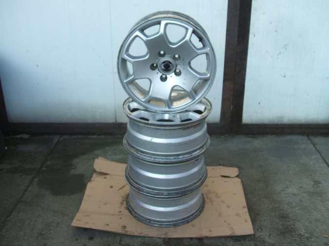 SsangYong - Rexton - (2006 - 2012) - Koła / Felgi alu/z lekkich stopów